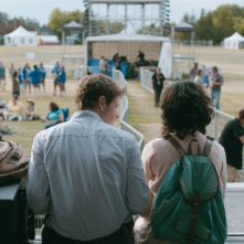 Gabrielle - Un amore fuori dal coro: Alexandre Landry e Gabrielle Marion-Rivard in una tenera scena del film