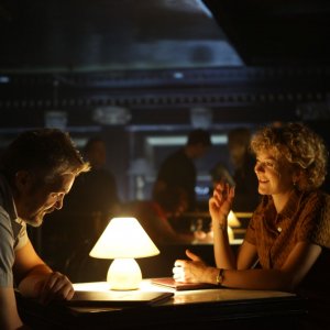 The Gambler: Vytautas Kaniusonis con Oona Mekas in una scena del film