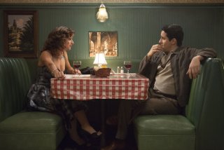 Jersey Boys: John Lloyd Young con Renée Marino in una scena del film