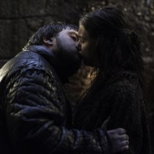 Il trono di spade: Hannah Murray e John Bradley nell'episodio The Watchers on the Wall