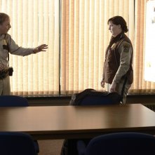 Fargo: Bob Odenkirk e Allison Tolman nell'episodio The Heap