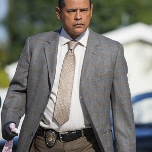 Major Crimes: Raymond Cruz in una scena dell'episodio Flight Risk