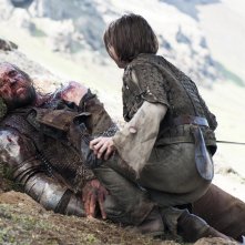 Il trono di spade: Rory McCann e Maisie Williams nell'episodio The Children