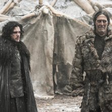 Il trono di spade: Kit Harington e Ciaran Hinds nell'episodio The Children