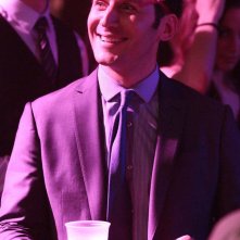 Royal Pains: Mark Feuerstein in un momento dell'episodio Smoke and Mirrors