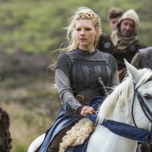 Vikings: Katheryn Winnick nell'episodio Eye For an Eye