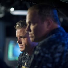 The Last Ship: Eric Dane e Adam Baldwin nell'episodio Phase Six