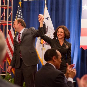 Veep: Julia Louis-Dreyfus nell'episodio Tears, finale della prima stagione