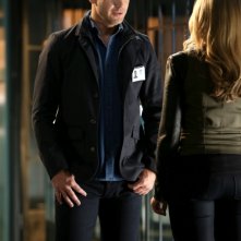 CSI: Matthew Davis in una scena di Past Pawns