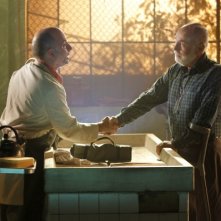 CSI: Robert David Hall in una scena dell'episodio De Los Muertos