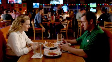Drew Barrymore e Adam Sandler genitori single in guerra in Insieme per forza