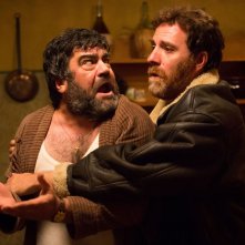 Ogni maledetto Natale: Valerio Mastandrea con Francesco Pannofino in una scena