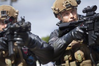 The Last Ship: Travis Van Winkle nell'episodio Welcome to Gitmo