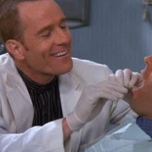 Seinfeld: Bryan Cranston in una scena con Jerry Seinfeld