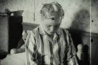 Clip 'Signor Gregor' - Le origini del male