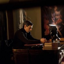 La madre: Stefano Dionisi è Padre Paolo in una scena del film di Angelo Maresca