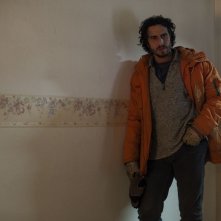 La ricostruzione: Diego Peretti in una scena del film nei panni di Eduardo