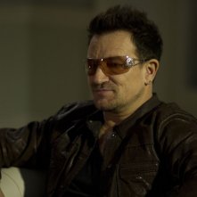 Muscle Shoals - Dove nascono le leggende: il leader degli U2 Bono in una scena del documentario