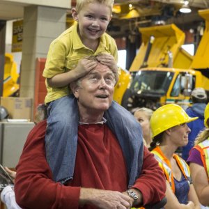 Il Paradiso per Davvero: il regista Randall Wallace si diverte sul set con Connor Corum