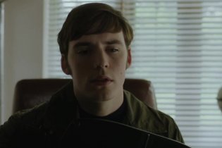 Clip 'Curate un paziente e curerete l'umanità' - Le origini del male