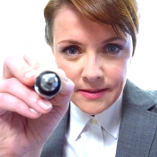 Supernatural: Amanda Tapping in una scena della serie