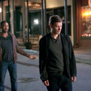 The Originals: Joseph Morgan e Charles Michael Davis nell'episodio Il frutto avvelenato
