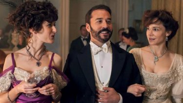 Mr. Selfridge: Jeremy Piven nell'episodio La seduta spiritica