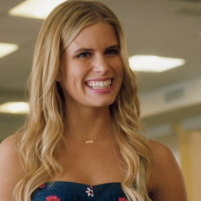 Premature:  Carlson Young nei panni di Angela in una scena del film