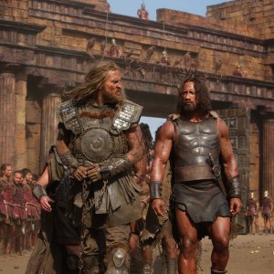 Tobias Santelmann e Dwayne Johnson in una scena di Hercules - Il Guerriero