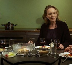 Yannick Rosset, Catriona MacColl e Jasna Kohoutova in una scena del film Chimères