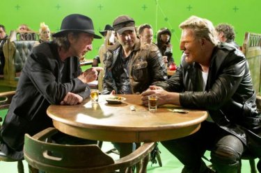 Sin City - Una donna per cui uccidere: Frank Miller, Robert Rodriguez e Mickey Rourke sul set green screen