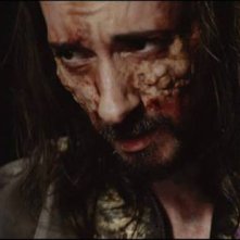 Un'immagine dell'episodio Re Peste, dall'horror collettivo P.O.E. - Pieces of Eldritch