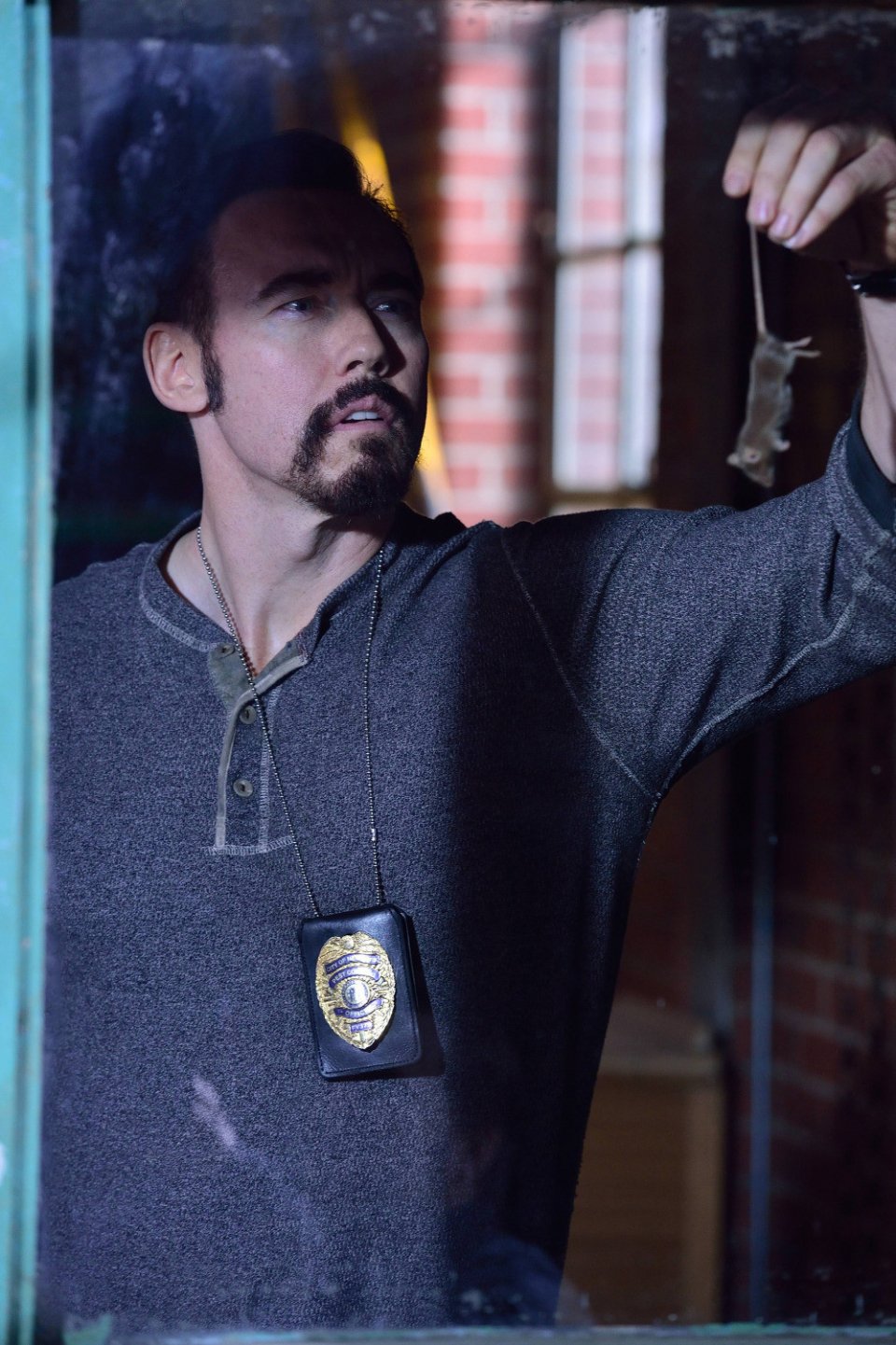 The Strain: Kevin Durand nell'episodio The Box