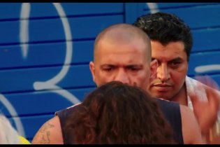 Trailer - Arance e martello