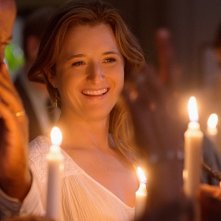 Extant: Grace Gummer nell'episodio Wish You Were Here