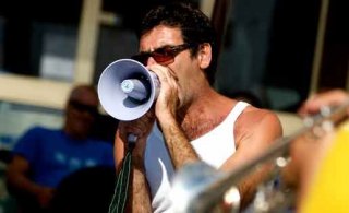 Bobo Rondelli in L'uomo che aveva picchiato la testa