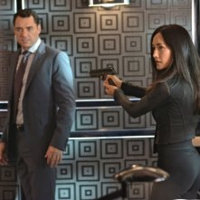 Nikita: Maggie Q nell'episodio Tutti hanno un prezzo