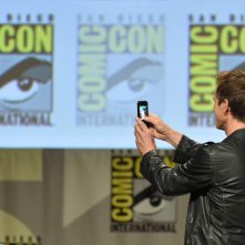 Kevinbaconfoxfollowingpanelcomicconnlwbe05A77Rl