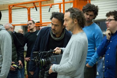 Alejandro G. Iñárritu con Emmanuel Lubezki sul set di Birdman (o Le imprevedibili virtù dell’ignoranza)