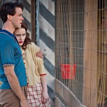 Manhattan: Ashley Zukerman e Rachel Brosnahan nel pilot della serie