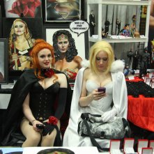 Comic-Con 2014: due cosplayers in pausa