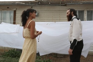 The Bridge: Stephanie Sigman e Steven Linder nell'episodio The Acorn