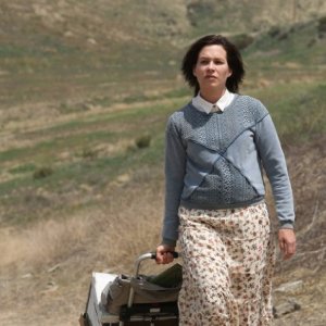The Bridge: Franka Potente nell'episodio The Acorn