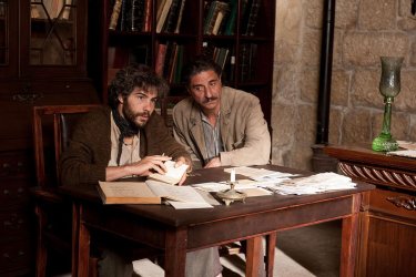 Tahar Rahim con Simon Abkarian in una scena di The Cut