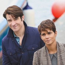 Extant: Goran Visnjic e Halle Berry nell'episodio Shelter