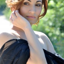 Una foto dell'attrice Paola Lavini