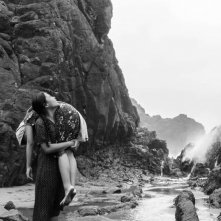 From What Is Before: Hazel Orencio con Karenina Haniel in una scena del film