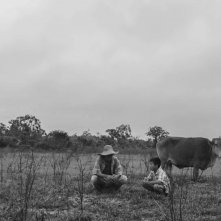 From What Is Before: Perry Dizon con Reynan Abcede in una scena del film