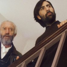 Listen Up Philip: Jason Schwartzman e Jonathan Pryce in una scena del film