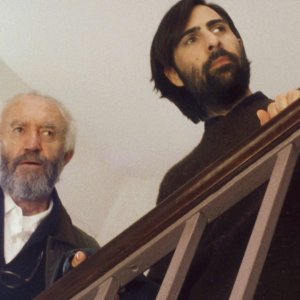 Listen Up Philip: Jason Schwartzman e Jonathan Pryce in una scena del film